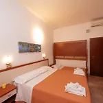 Hotel Ariston 2*