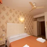 Hotel Ariston