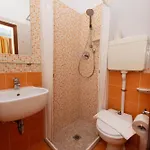 Ariston Hotel 2*