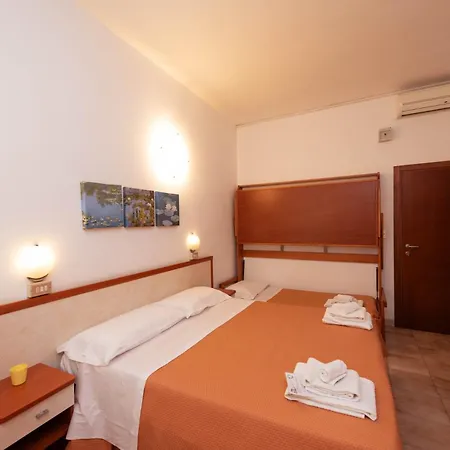 Hotel Ariston 2*