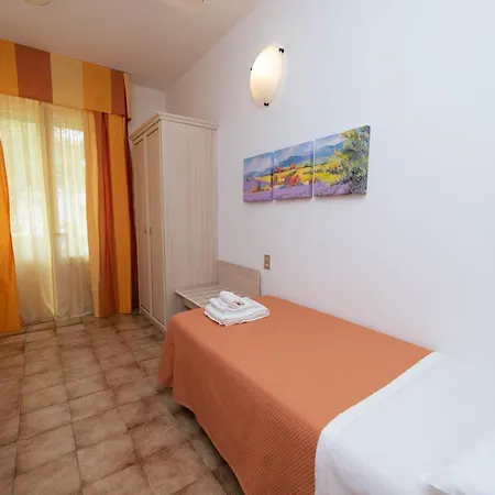 Ariston Hotel