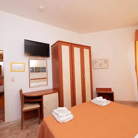 Ariston 2* Riccione